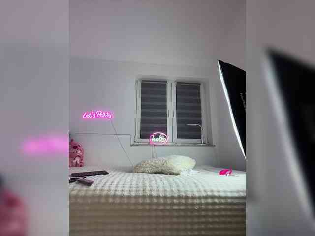 Mystique_Rose webcam