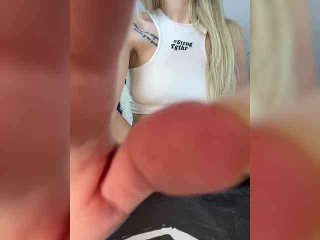 Mystique_Rose webcam