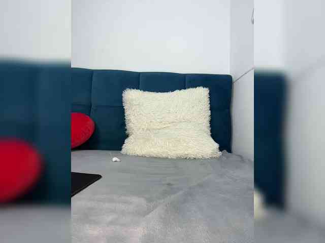 Mystique_Rose webcam