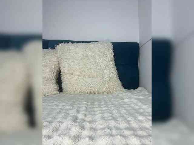 Zoluszka Live Webcam on BongaCams