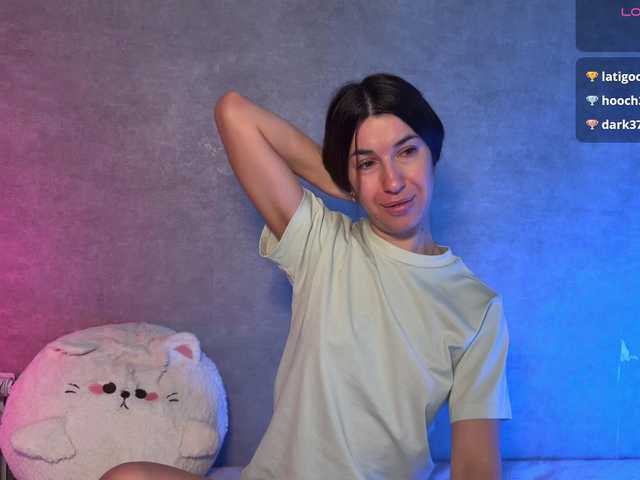 Melaminsy's BongaCams show and profile