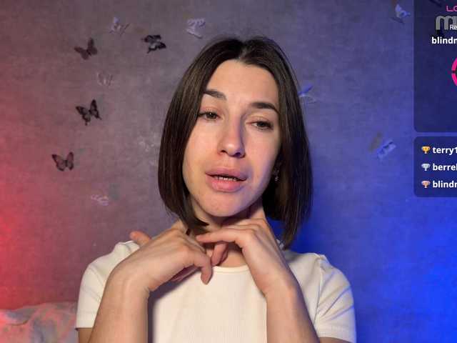 Melaminsy's BongaCams show and profile