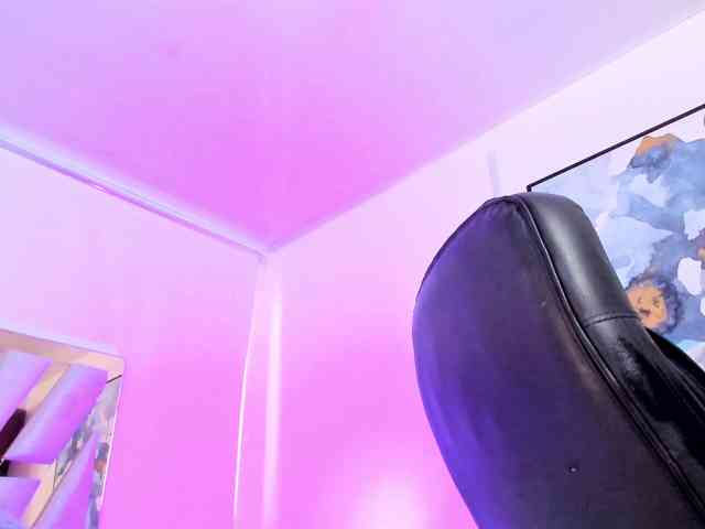 Danna-Ramirez webcam