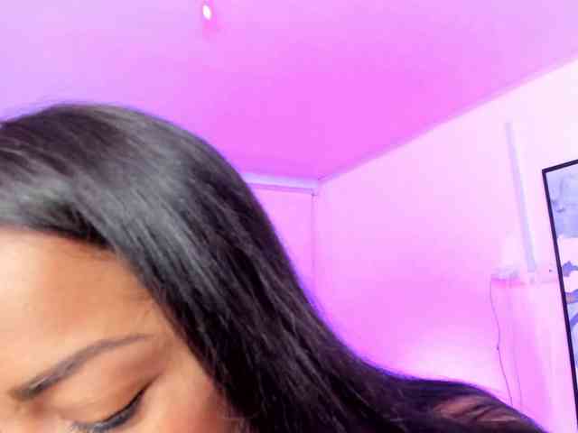 Danna-Ramirez webcam