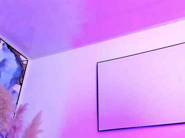Danna-Ramirez webcam