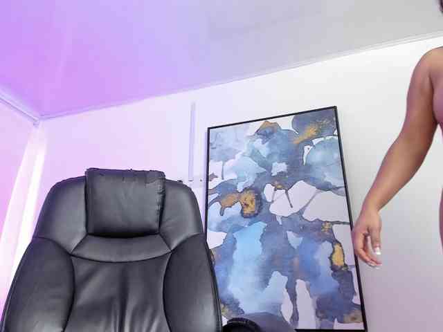 Danna-Ramirez webcam