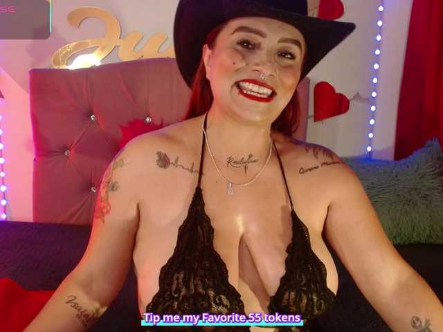 juanitafox's BongaCams show and profile