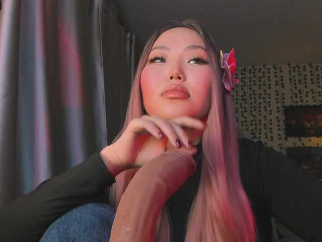 yvetteop's BongaCams show and profile