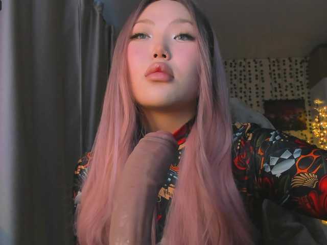 yvetteop's BongaCams show and profile