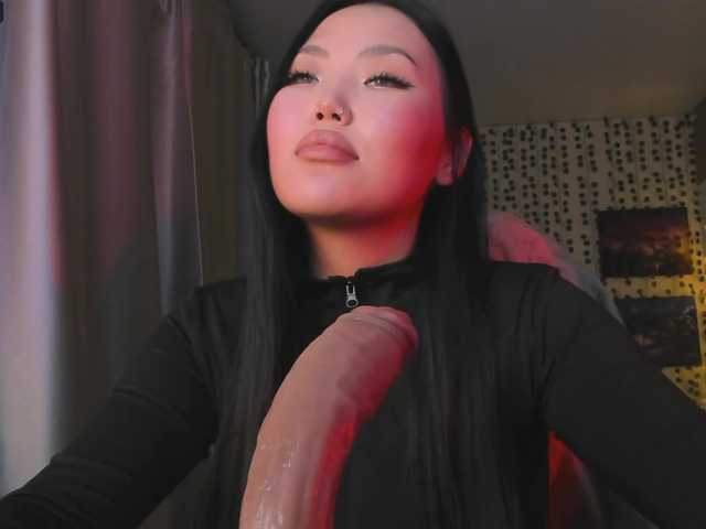 yvetteop's BongaCams show and profile