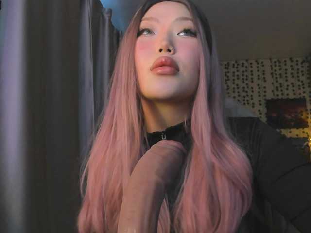 yvetteop's BongaCams show and profile