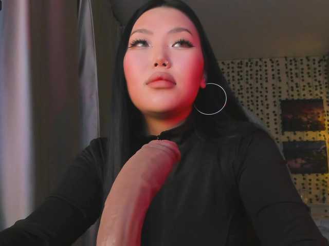 yvetteop's BongaCams show and profile