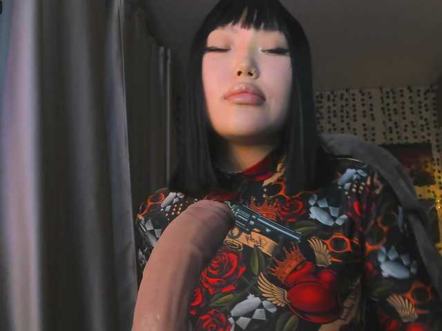 yvetteop's BongaCams show and profile