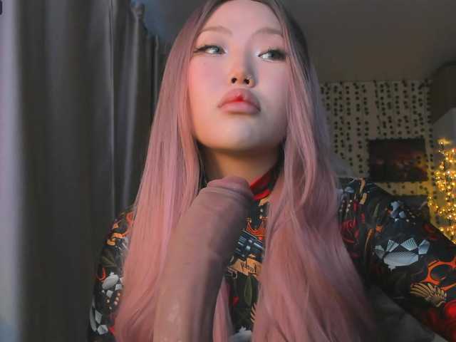 yvetteop's BongaCams show and profile