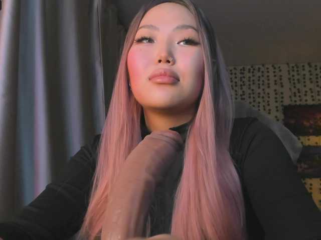 yvetteop's BongaCams show and profile