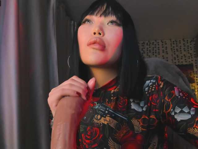 yvetteop's BongaCams show and profile