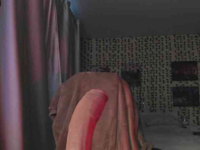 yvetteop webcam