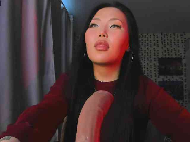 yvetteop webcam