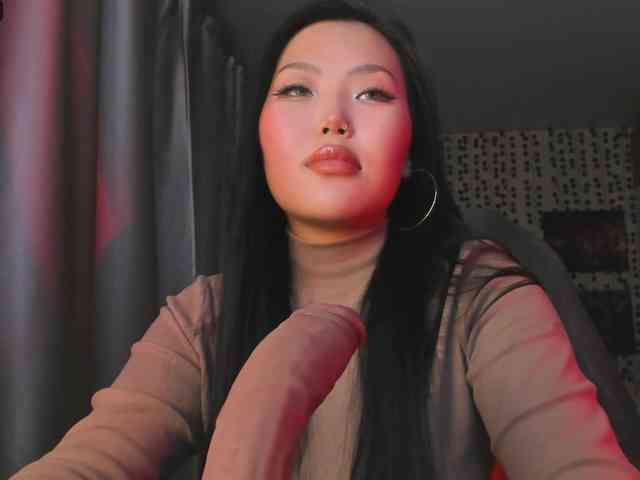 yvetteop webcam