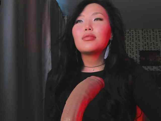 yvetteop webcam