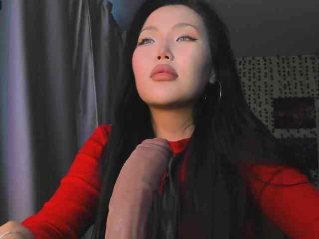 yvetteop webcam