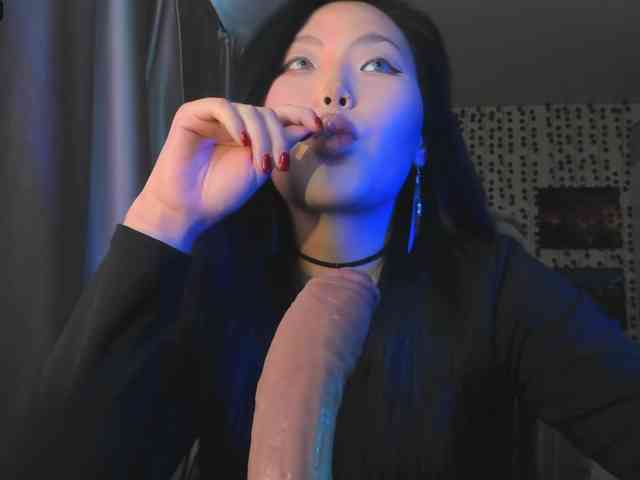 amateur pornstar Yvetteop