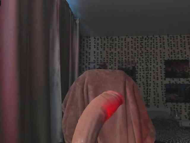 yvetteop webcam