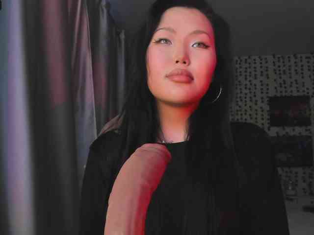 yvetteop webcam