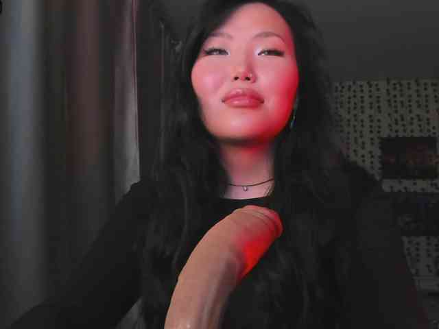 yvetteop webcam