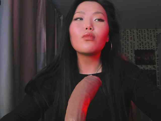 yvetteop webcam