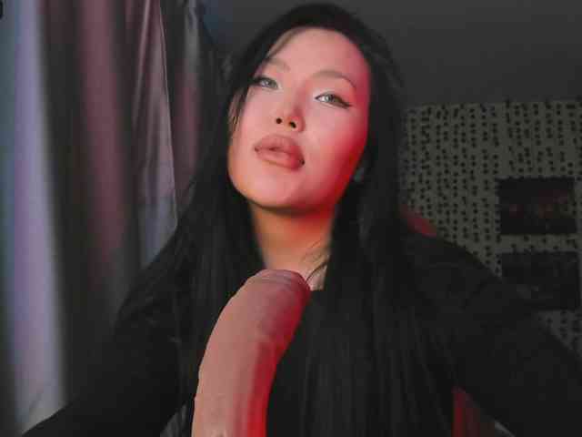 yvetteop webcam