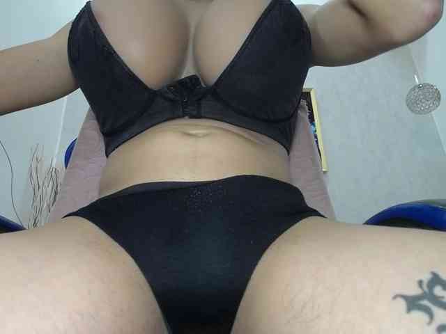 paulinabigcock Live Webcam on BongaCams