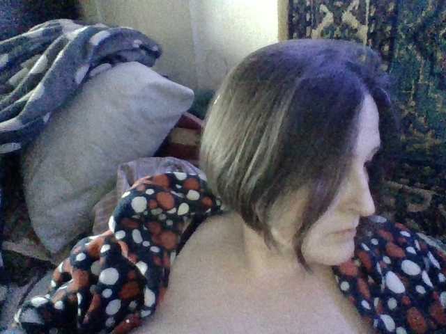 AllaSowinskaya's BongaCams show and profile