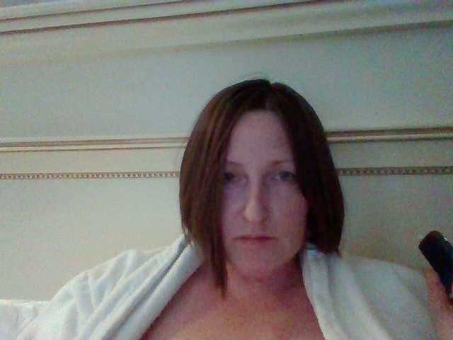 AllaSowinskaya's BongaCams show and profile