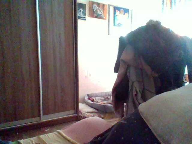 AllaSowinskaya's BongaCams show and profile