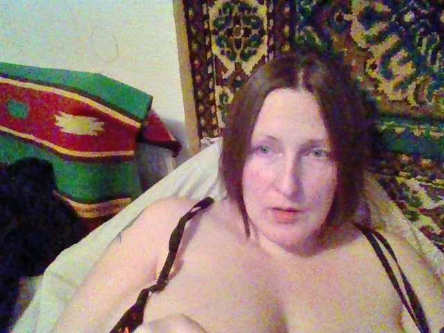 AllaSowinskaya's BongaCams show and profile