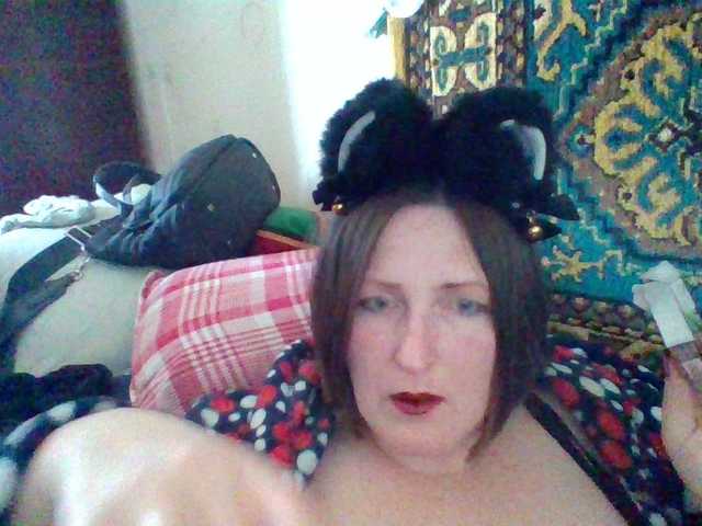 AllaSowinskaya's BongaCams show and profile