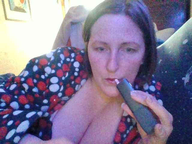 AllaSowinskaya's BongaCams show and profile