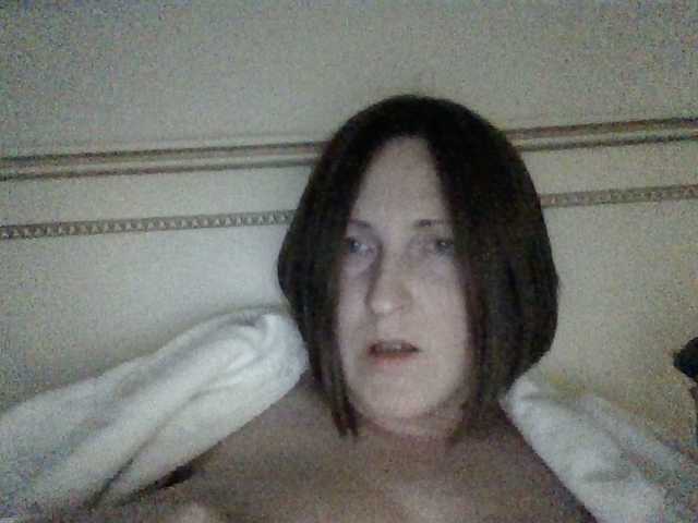 AllaSowinskaya's BongaCams show and profile