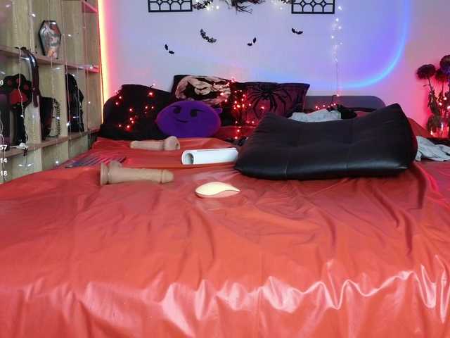  Devilsbride chat room