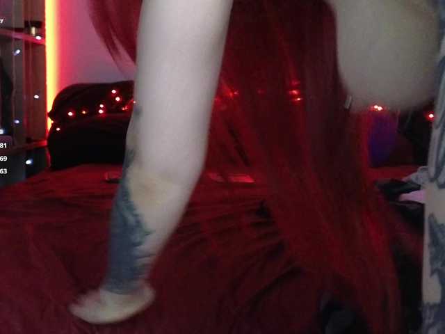 Devilsbride's BongaCams show and profile