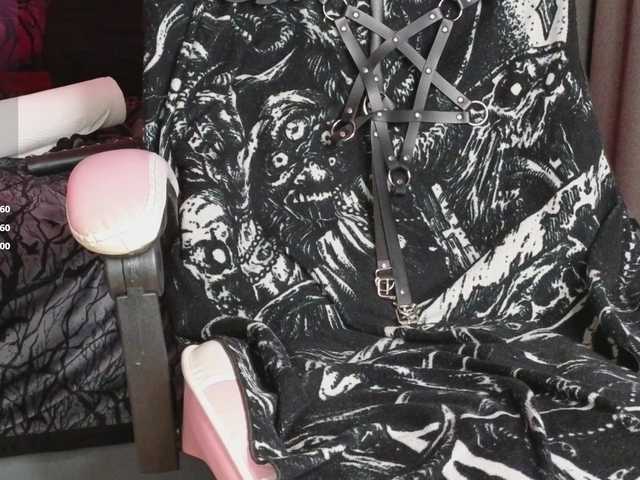 Devilsbride's BongaCams show and profile