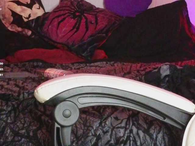 Devilsbride's BongaCams show and profile