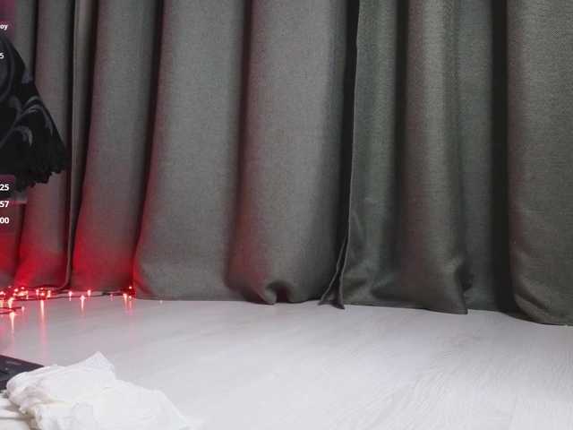 Devilsbride's BongaCams show and profile