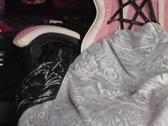 Devilsbride's BongaCams show and profile