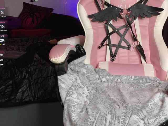 Devilsbride Live Webcam on BongaCams