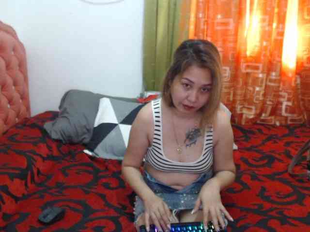Asian-Susan webcam