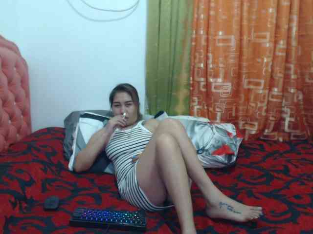 Asian-Susan webcam