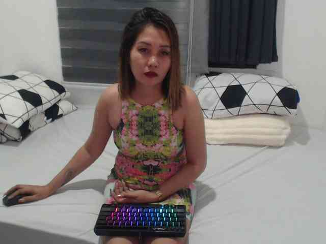 Asian-Susan webcam