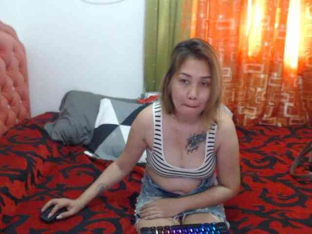 Asian-Susan webcam